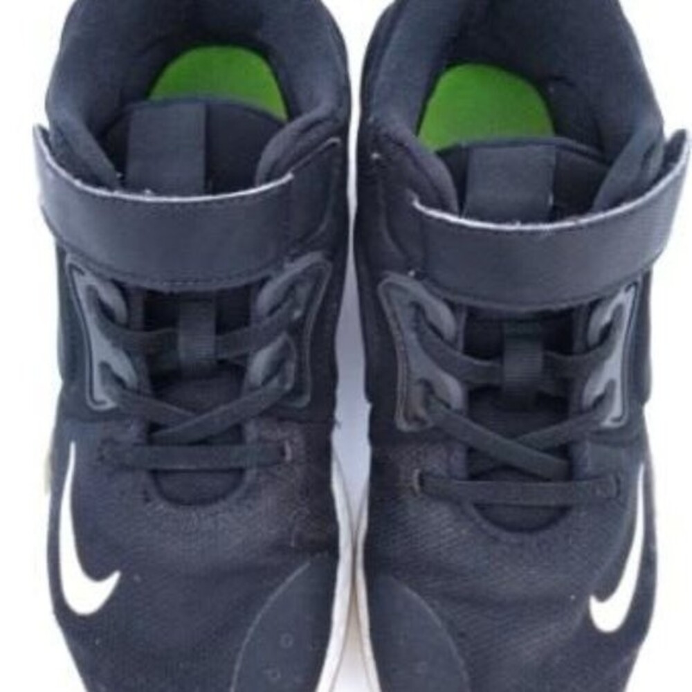 Nike Boys KD Trey Kyrie Basketball Sneakers Sz 3Y